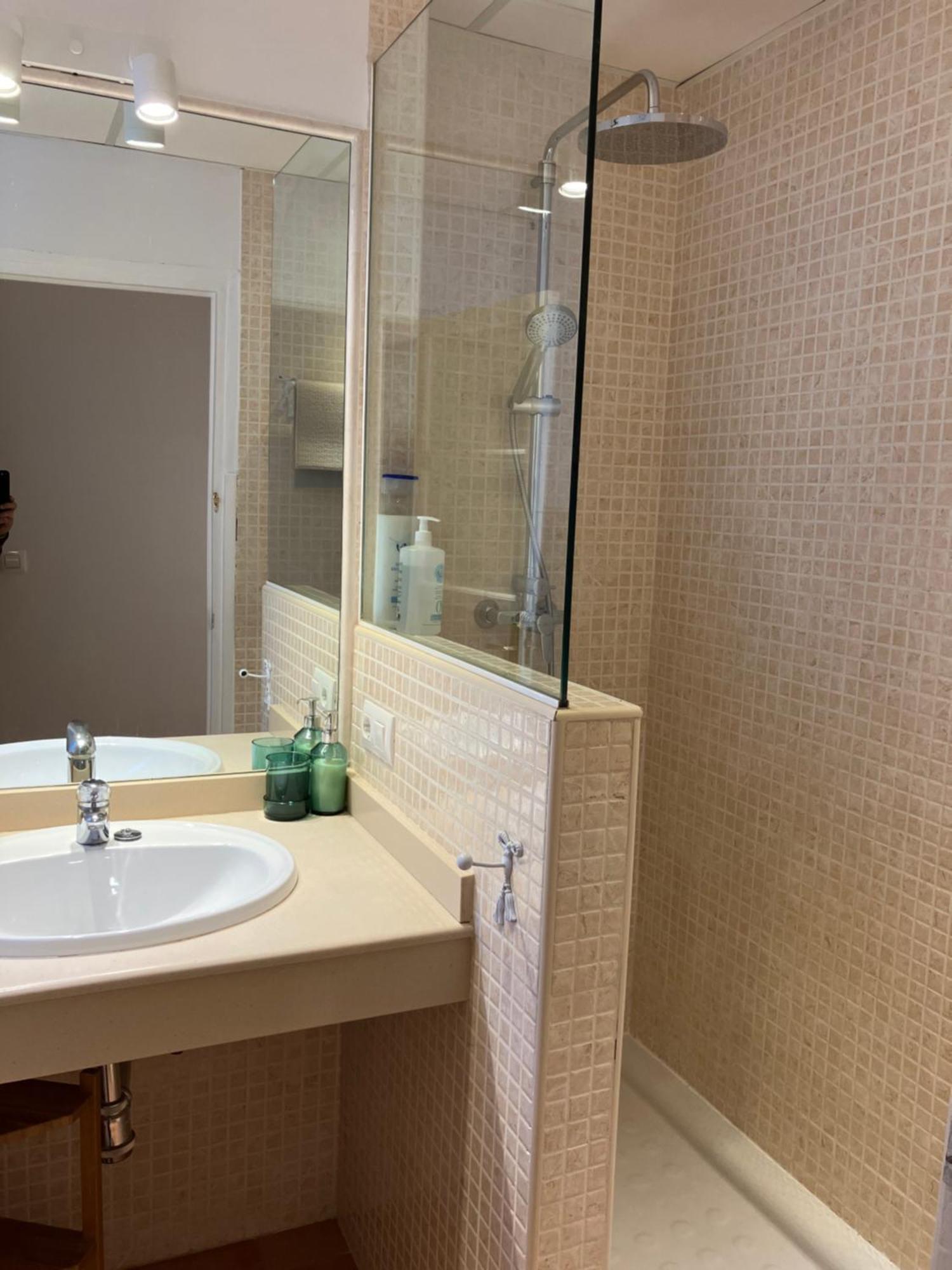 2 Bedroom Virgen De Begona Sevilla Eksteriør bilde