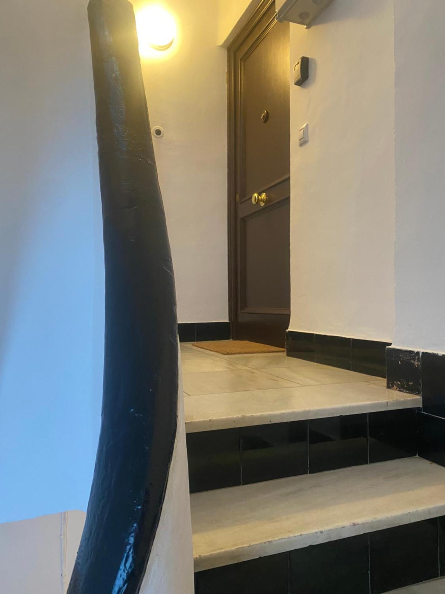 2 Bedroom Virgen De Begona Sevilla Eksteriør bilde